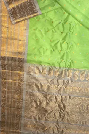 Ethically Made Green Silk Saree - Handloom Gadwal Collection